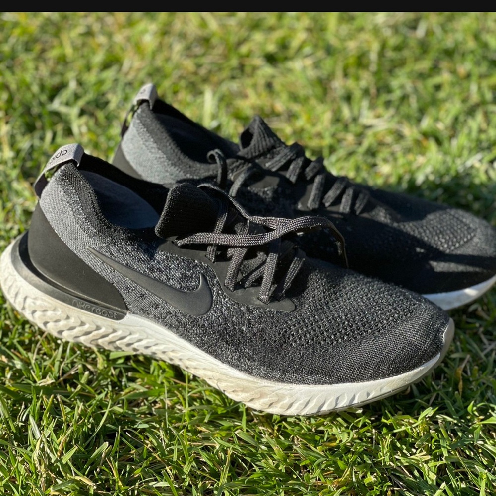 Nike epic react Flyknit 2 size 10.5 women’s